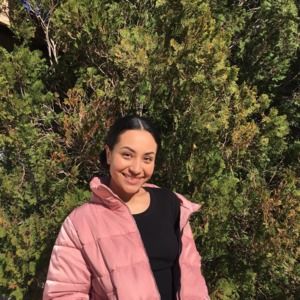 Meet your Posher, Nayeli